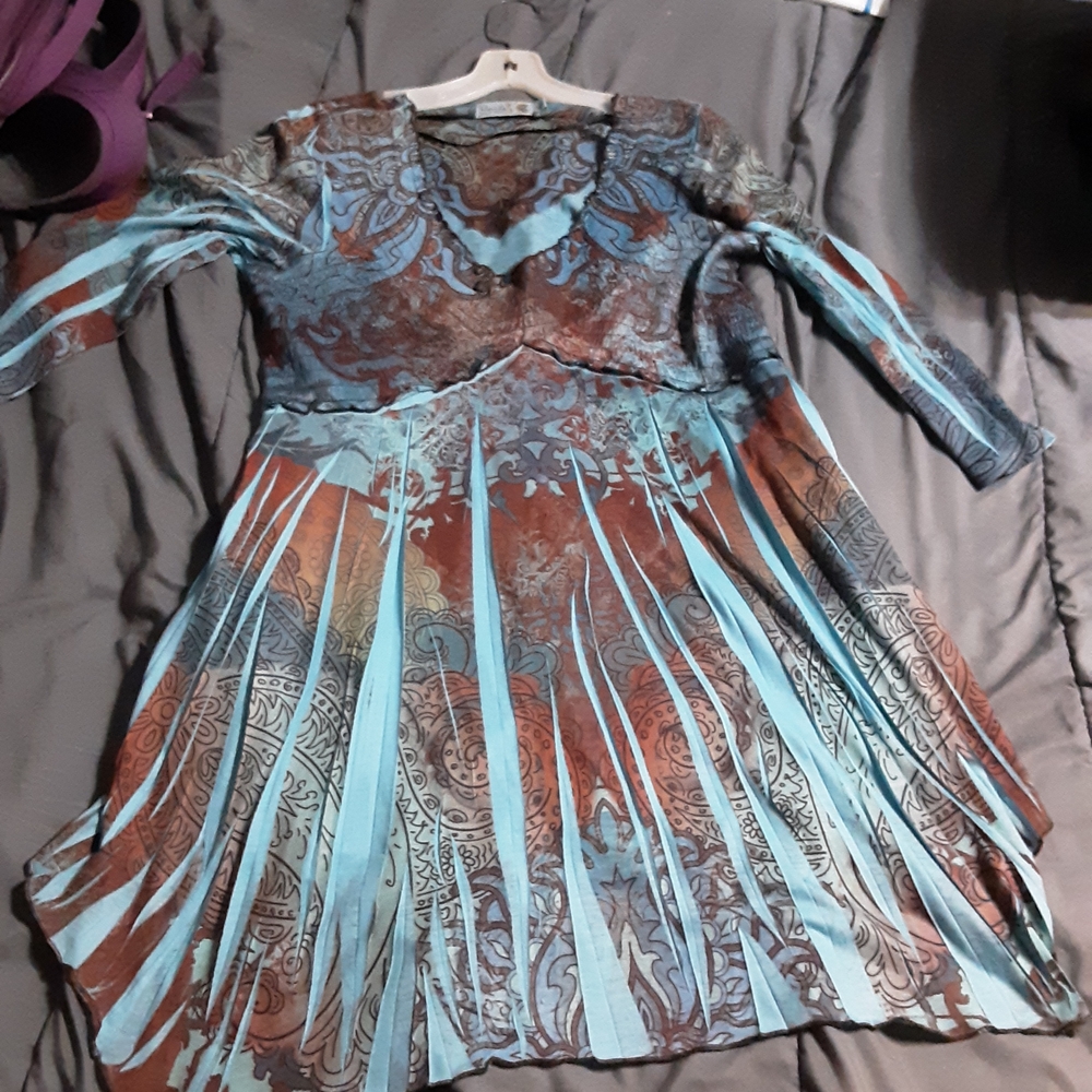Elegant Multicolor Patterned Tunic